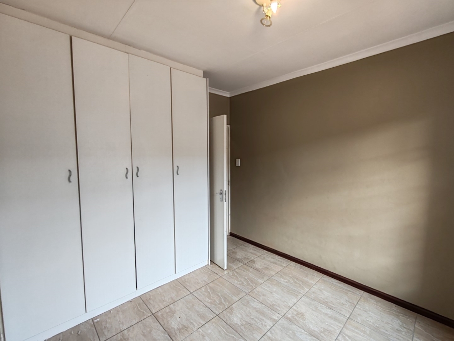 To Let 2 Bedroom Property for Rent in Nelspruit Ext 29 Mpumalanga