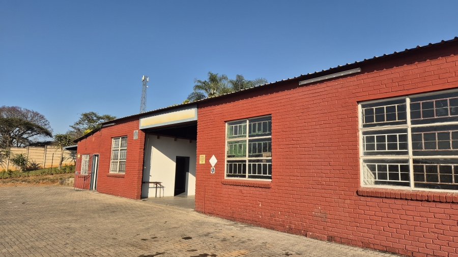 To Let commercial Property for Rent in White River Industrial Mpumalanga