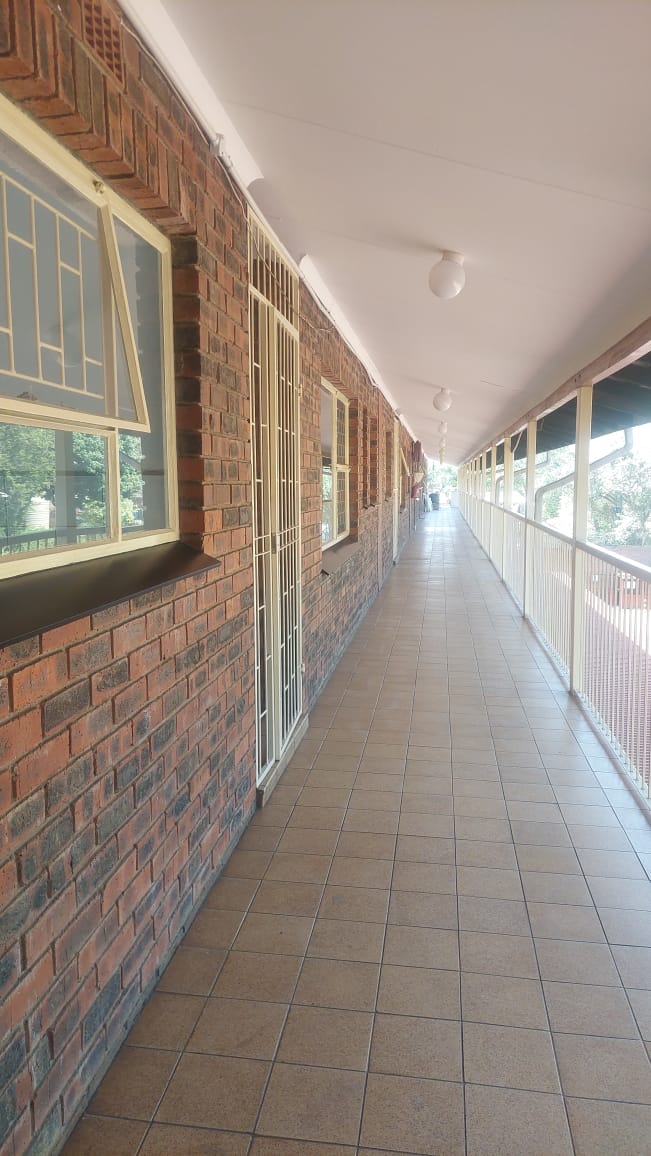 To Let 2 Bedroom Property for Rent in White River Mpumalanga