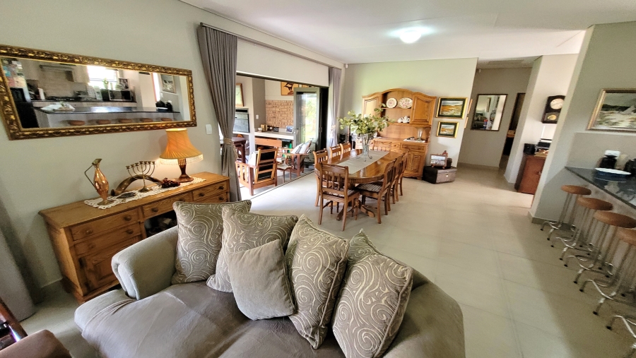 3 Bedroom Property for Sale in Bateleur Estate Mpumalanga