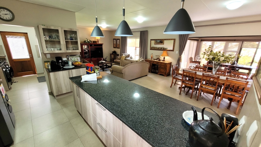 3 Bedroom Property for Sale in Bateleur Estate Mpumalanga