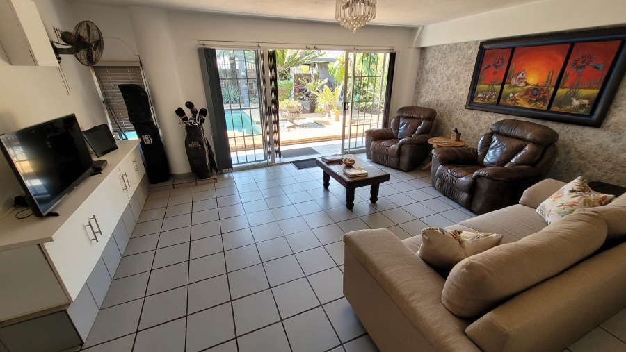 5 Bedroom Property for Sale in Nelspruit Ext 2 Mpumalanga