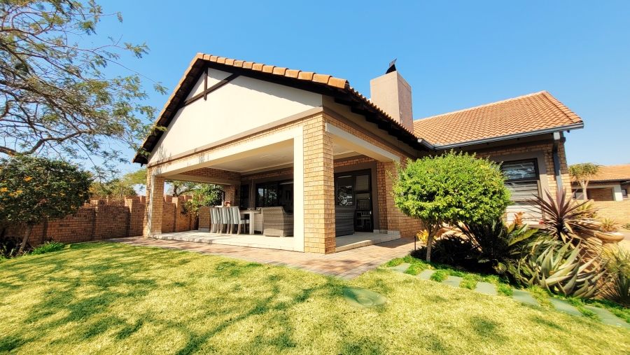 3 Bedroom Property for Sale in Bateleur Estate Mpumalanga