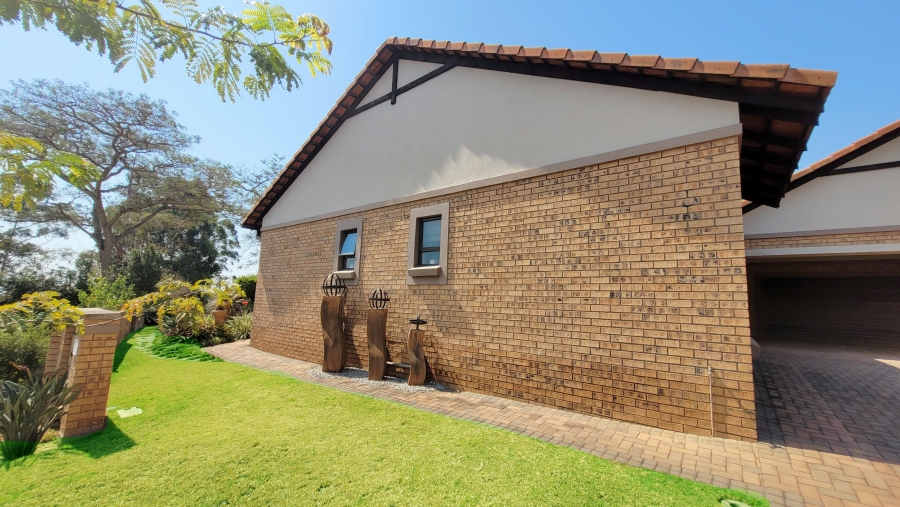 3 Bedroom Property for Sale in Bateleur Estate Mpumalanga