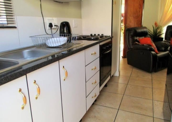 To Let 3 Bedroom Property for Rent in Emoyeni Mpumalanga