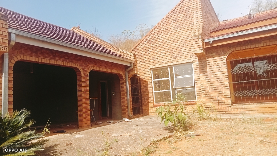 3 Bedroom Property for Sale in Marite Mpumalanga