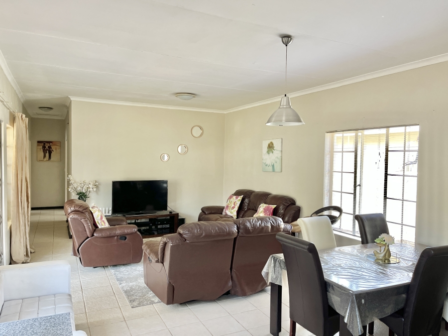 To Let 3 Bedroom Property for Rent in West Acres Ext 40 Mpumalanga