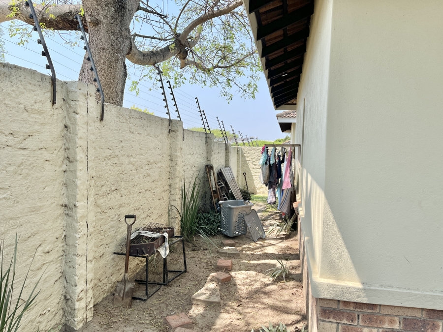 To Let 3 Bedroom Property for Rent in West Acres Ext 40 Mpumalanga