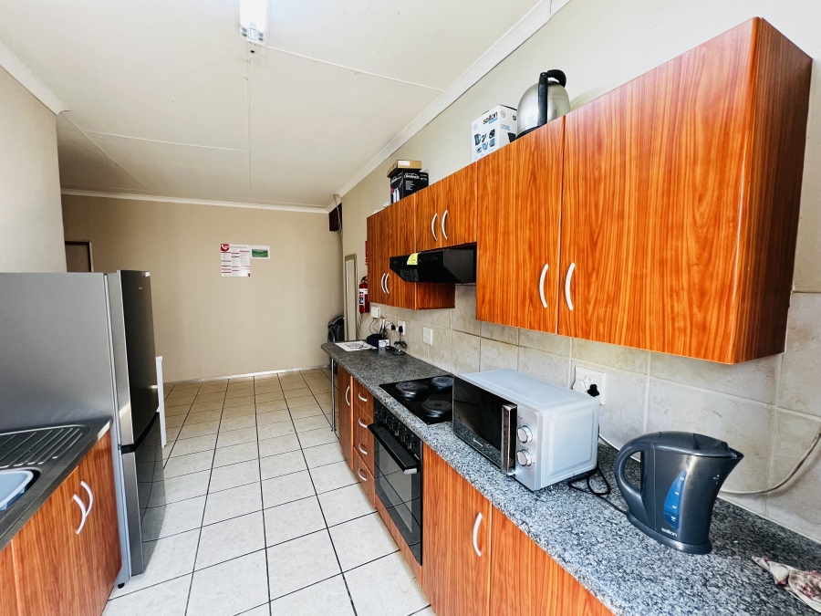 6 Bedroom Property for Sale in Stonehenge Ext 1 Mpumalanga