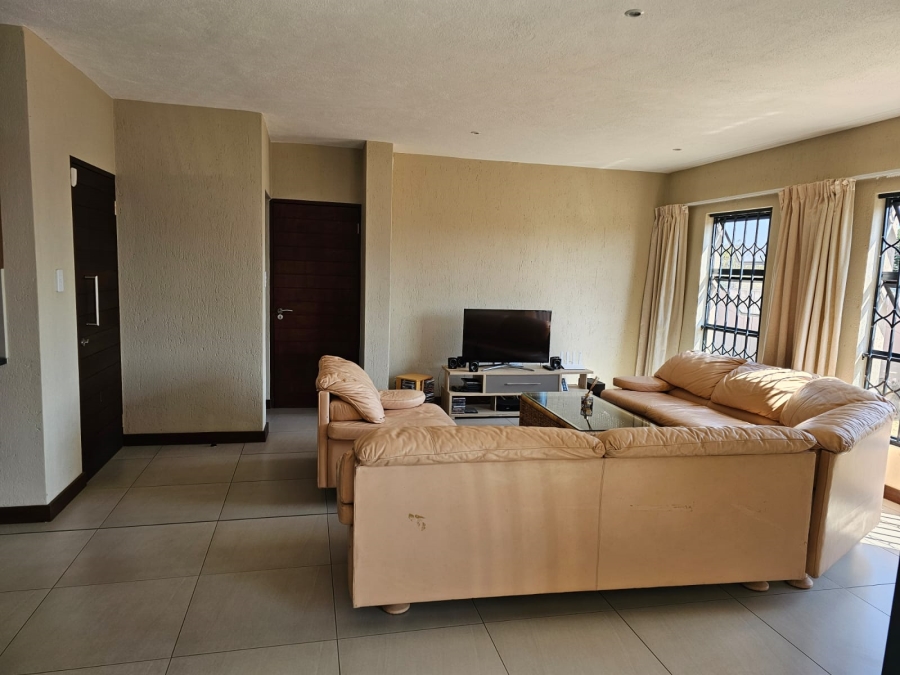 3 Bedroom Property for Sale in Stonehenge Mpumalanga