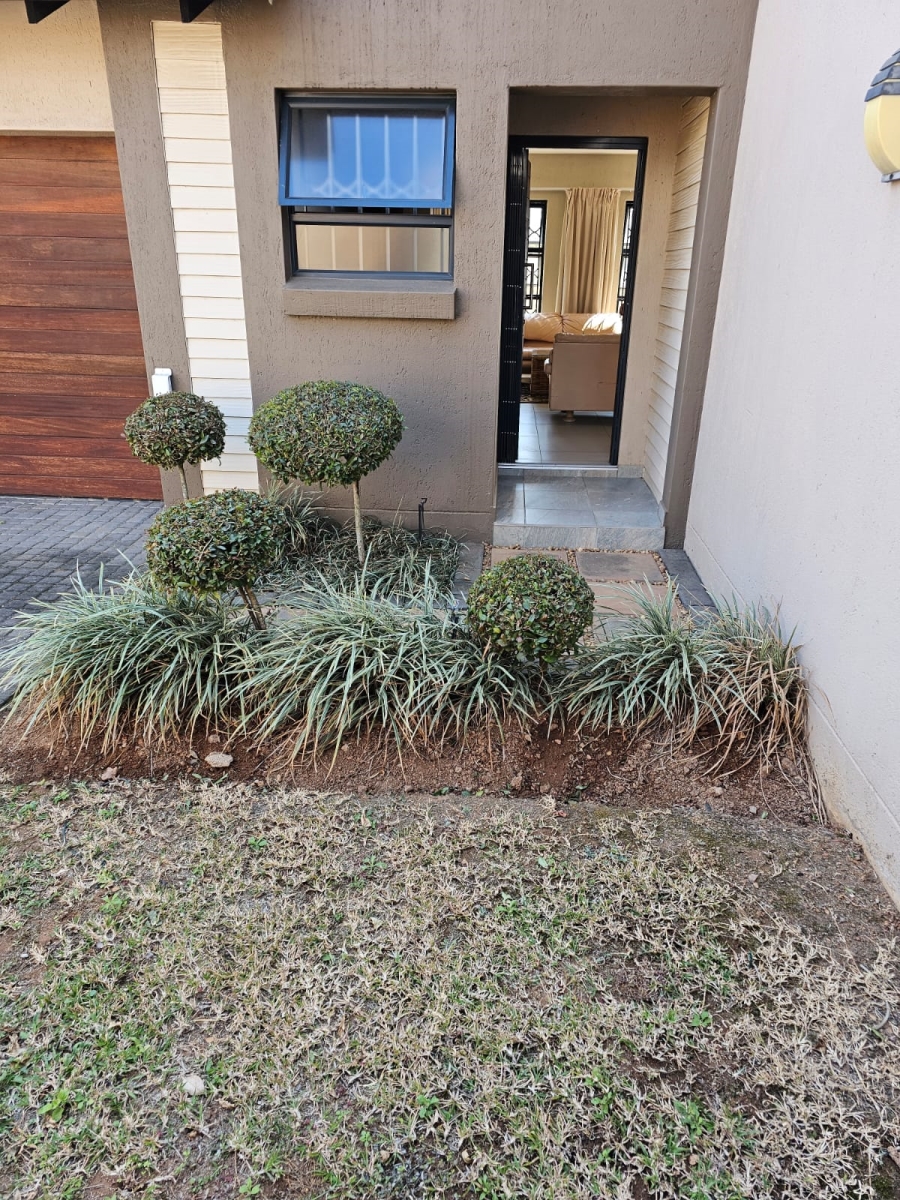 3 Bedroom Property for Sale in Stonehenge Mpumalanga