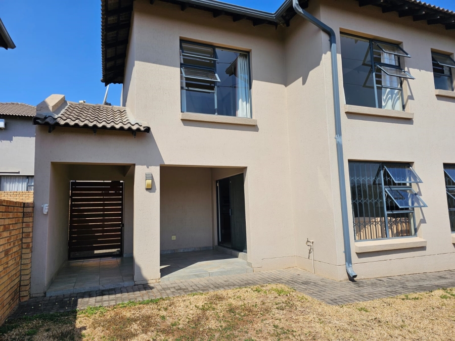 3 Bedroom Property for Sale in Stonehenge Mpumalanga