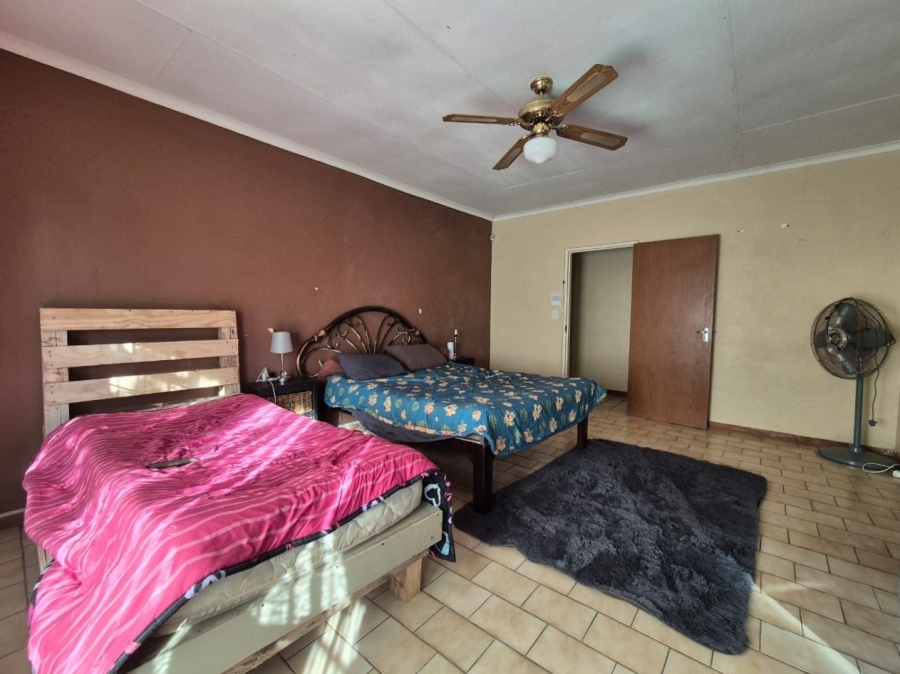 4 Bedroom Property for Sale in Hectorspruit Mpumalanga