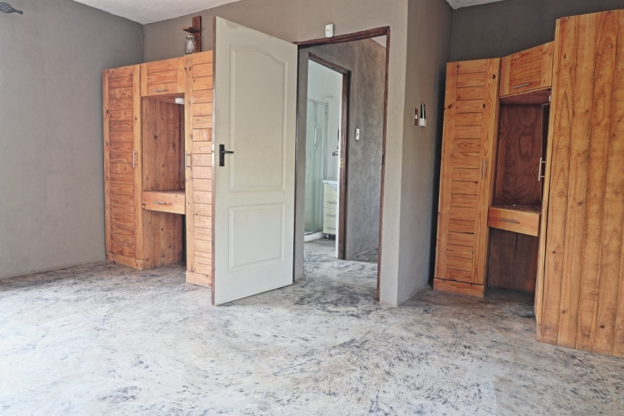 4 Bedroom Property for Sale in Marloth Park Mpumalanga