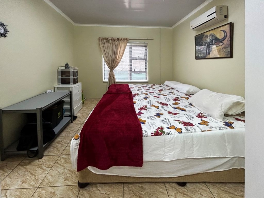 2 Bedroom Property for Sale in Marloth Park Mpumalanga