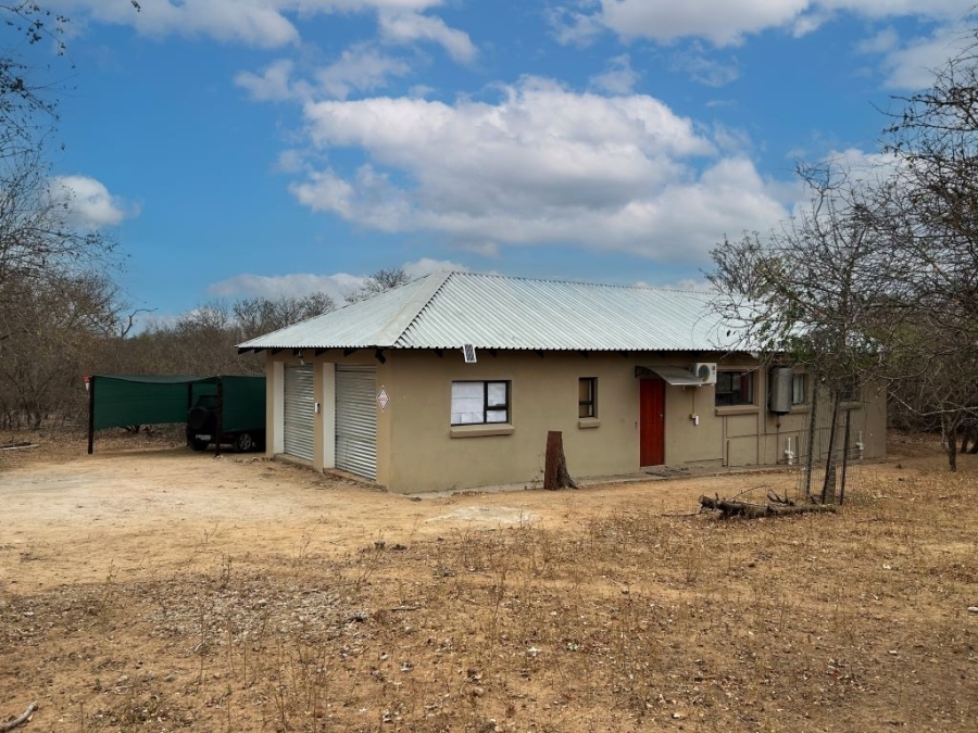 2 Bedroom Property for Sale in Marloth Park Mpumalanga