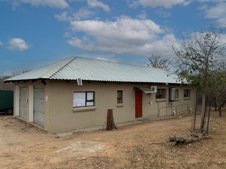 2 Bedroom Property for Sale in Marloth Park Mpumalanga