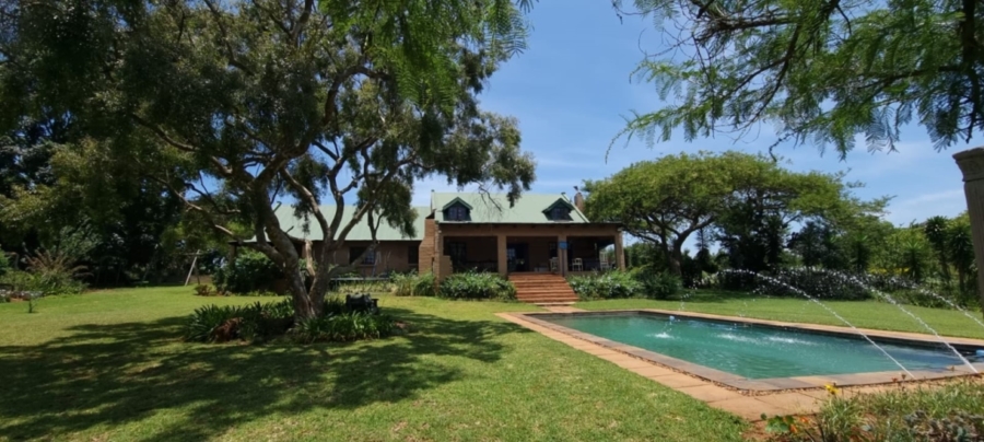 5 Bedroom Property for Sale in White River Estates Mpumalanga