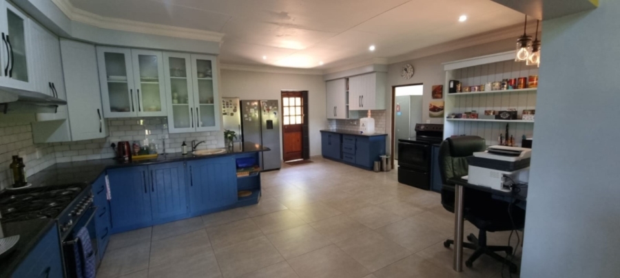 5 Bedroom Property for Sale in White River Estates Mpumalanga