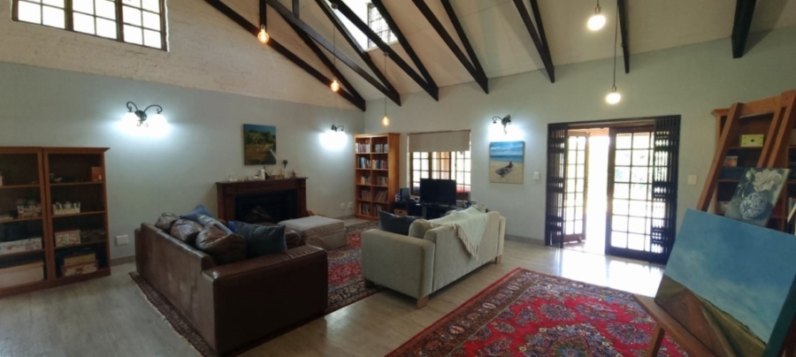 5 Bedroom Property for Sale in White River Estates Mpumalanga