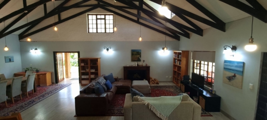 5 Bedroom Property for Sale in White River Estates Mpumalanga