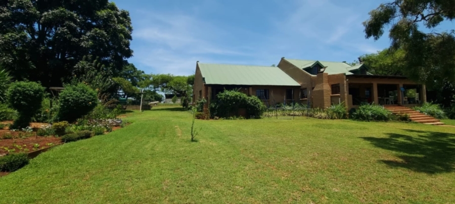 5 Bedroom Property for Sale in White River Estates Mpumalanga