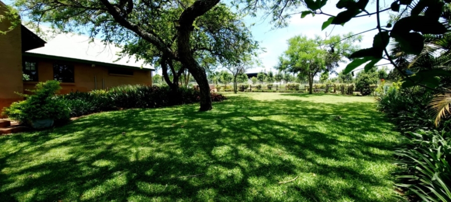 5 Bedroom Property for Sale in White River Estates Mpumalanga