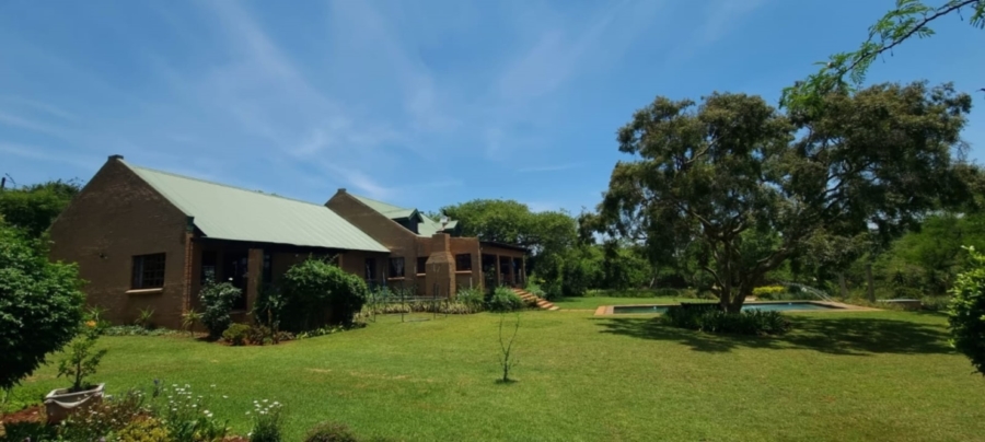 5 Bedroom Property for Sale in White River Estates Mpumalanga