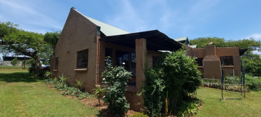 5 Bedroom Property for Sale in White River Estates Mpumalanga