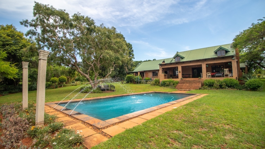 5 Bedroom Property for Sale in White River Estates Mpumalanga