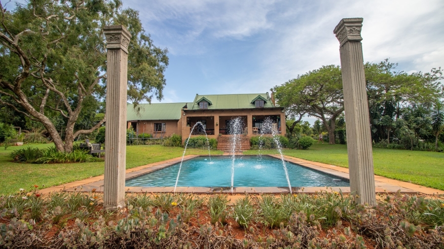 5 Bedroom Property for Sale in White River Estates Mpumalanga