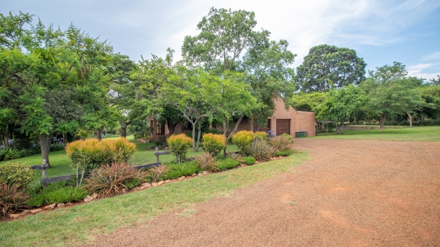 5 Bedroom Property for Sale in White River Estates Mpumalanga