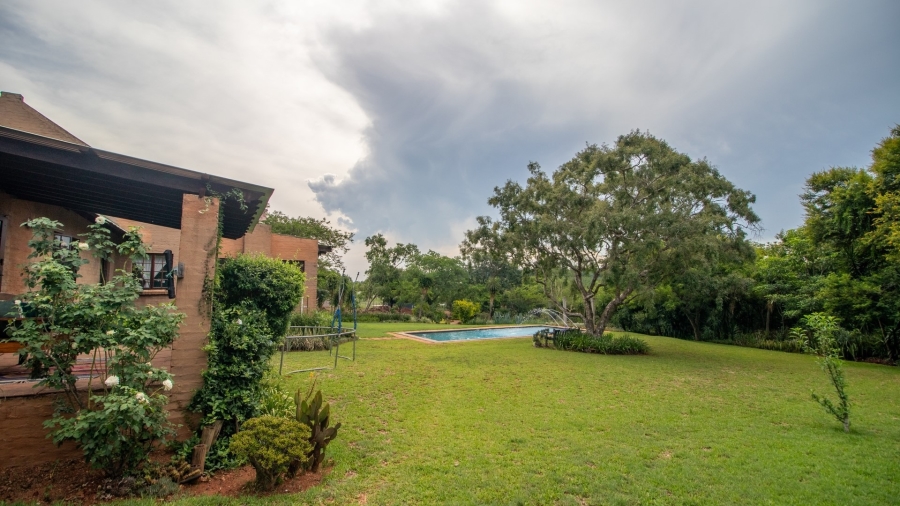 5 Bedroom Property for Sale in White River Estates Mpumalanga