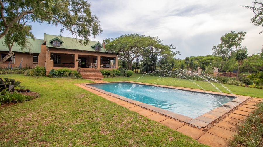 5 Bedroom Property for Sale in White River Estates Mpumalanga