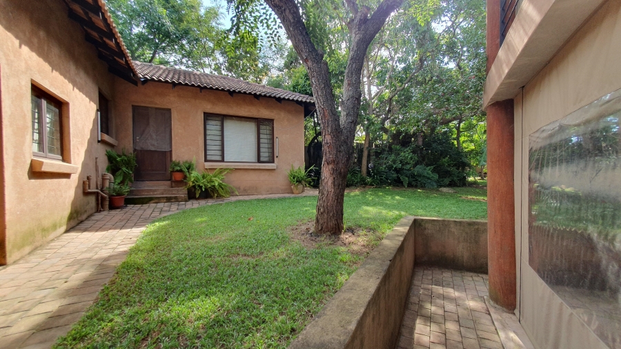 5 Bedroom Property for Sale in Ntulo Wildlife Estate Mpumalanga