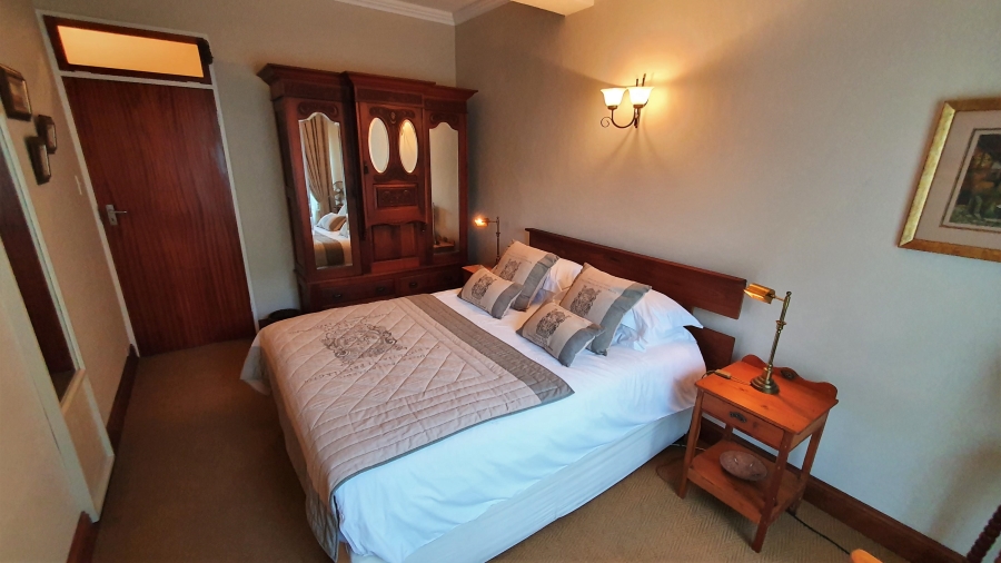 6 Bedroom Property for Sale in Nelspruit Ext 5 Mpumalanga