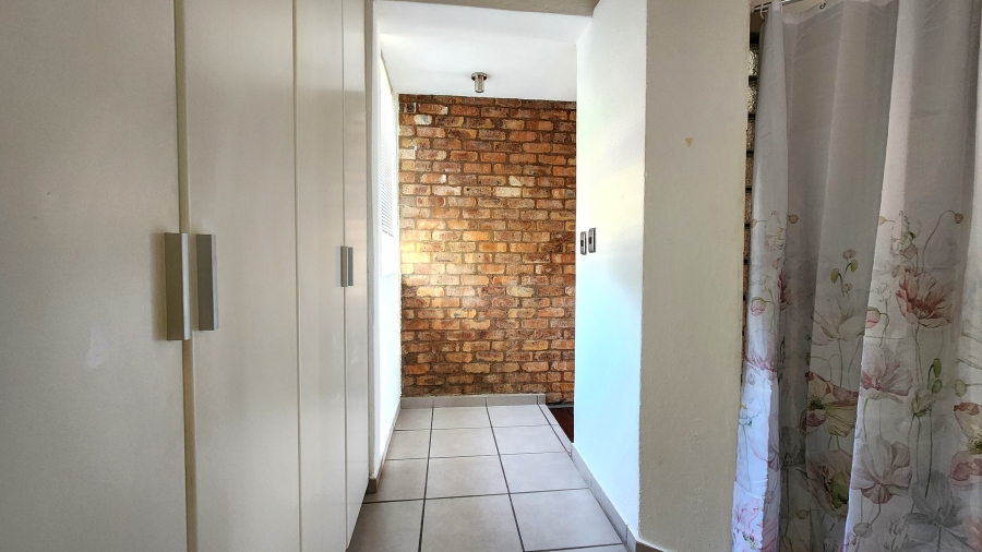 1 Bedroom Property for Sale in West Acres Ext 15 Mpumalanga