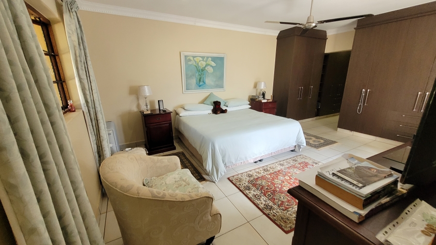 7 Bedroom Property for Sale in White River Mpumalanga