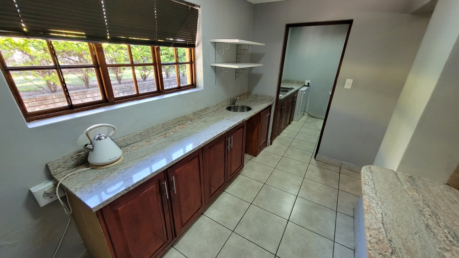 7 Bedroom Property for Sale in White River Mpumalanga