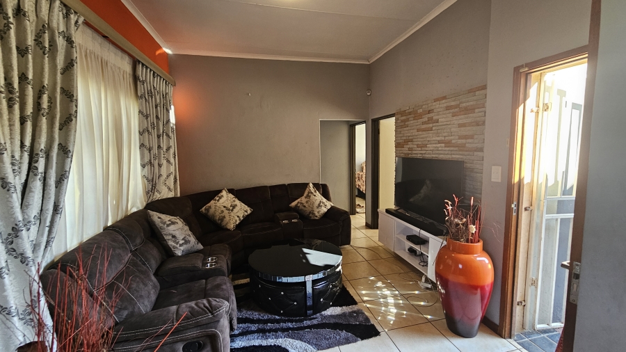 3 Bedroom Property for Sale in Stonehenge Mpumalanga