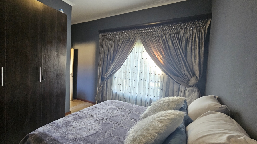 3 Bedroom Property for Sale in Stonehenge Mpumalanga