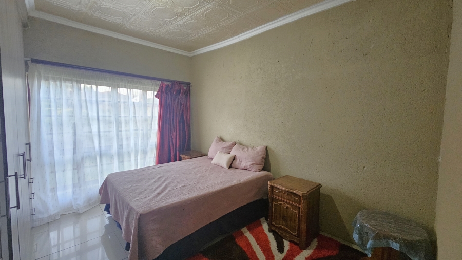 5 Bedroom Property for Sale in White River Ext 49 Mpumalanga