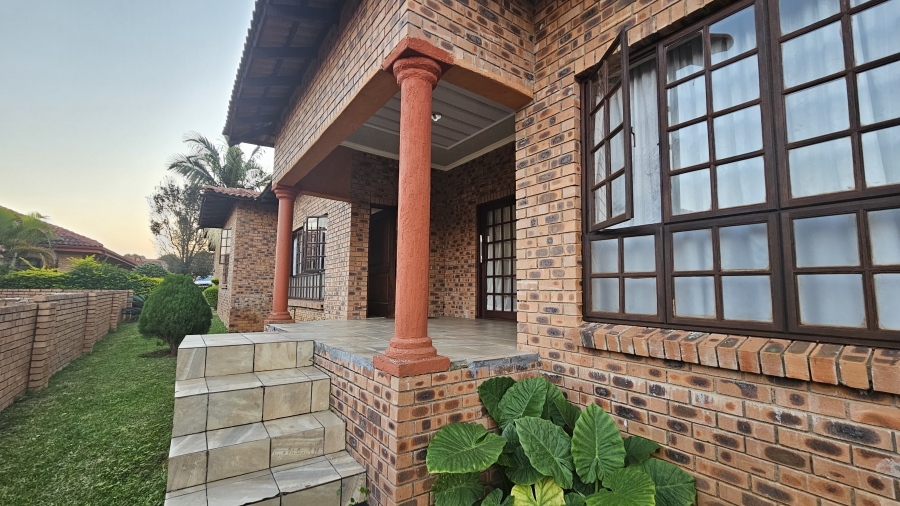 5 Bedroom Property for Sale in White River Ext 49 Mpumalanga