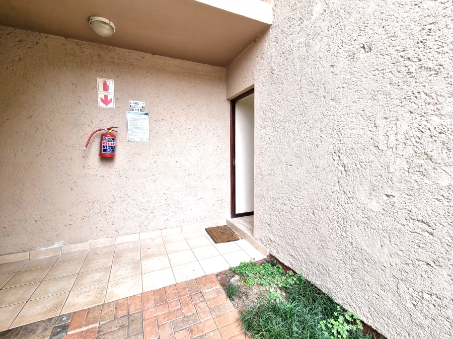 2 Bedroom Property for Sale in White River Ext 18 Mpumalanga