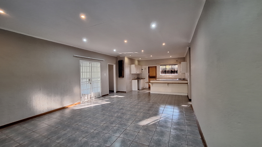 To Let 3 Bedroom Property for Rent in Nelspruit Ext 14 Mpumalanga