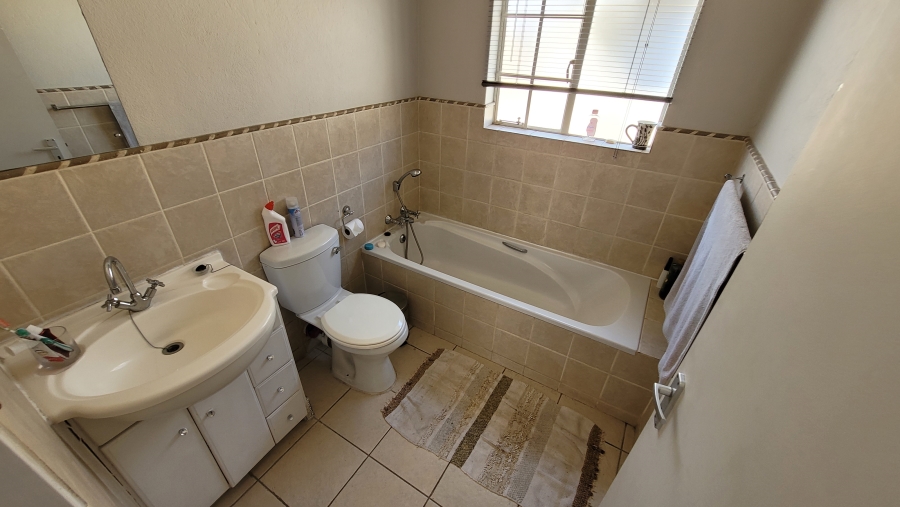 3 Bedroom Property for Sale in West Acres Ext 40 Mpumalanga