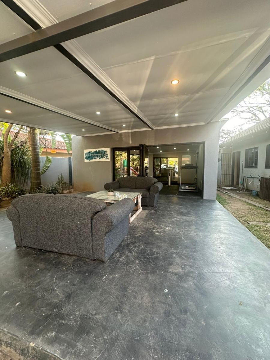 5 Bedroom Property for Sale in Hazyview Mpumalanga