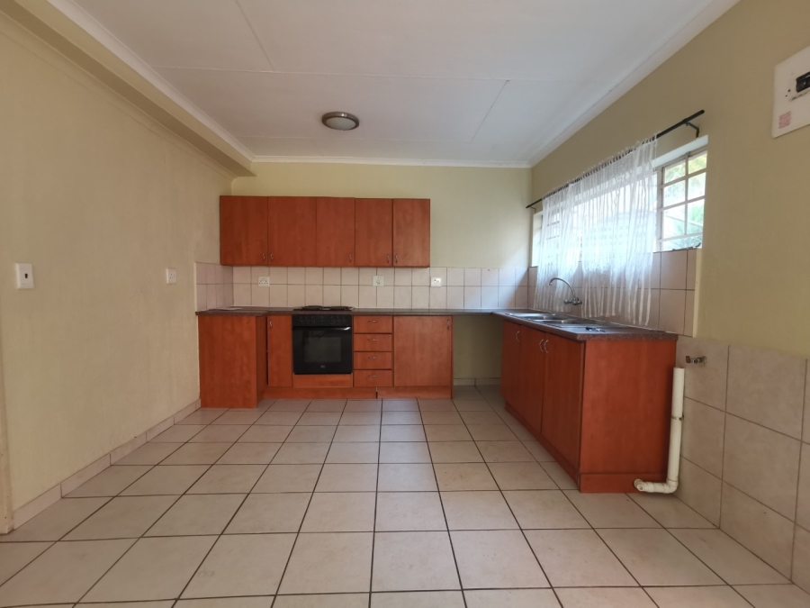 To Let 1 Bedroom Property for Rent in Nelspruit Ext 29 Mpumalanga