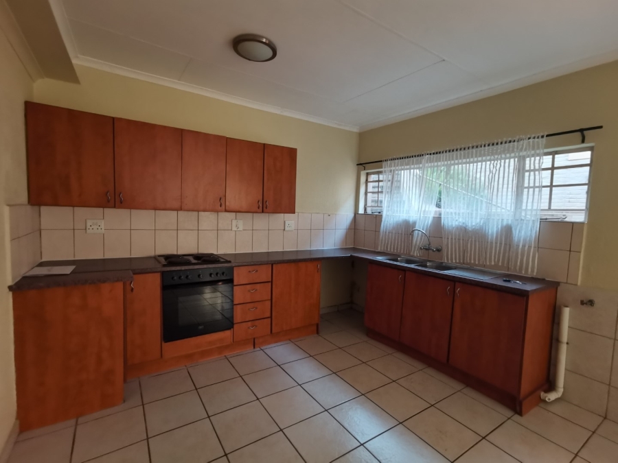 To Let 1 Bedroom Property for Rent in Nelspruit Ext 29 Mpumalanga