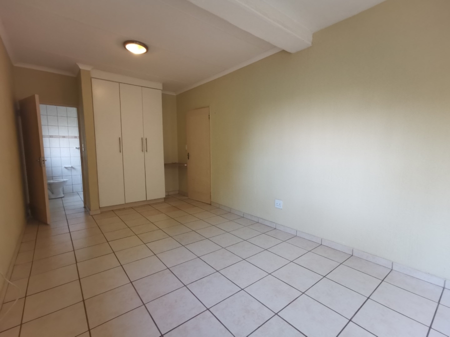 To Let 1 Bedroom Property for Rent in Nelspruit Ext 29 Mpumalanga